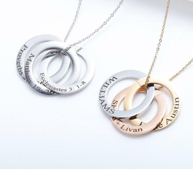 Personalized Minimalist Necklace - Engraved circle